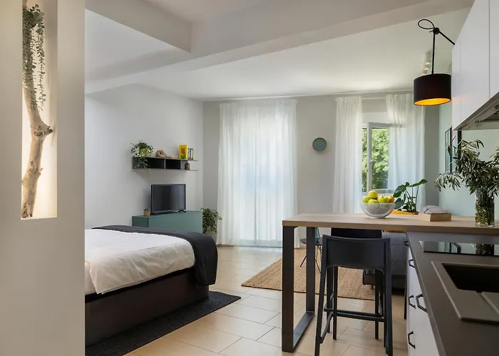 City Center Studio Apartment Nina